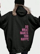 Schwarzer Hoodie mit Kapuze, pinkem Schriftzug "Do What Makes You Happy". Bequeme Streetwear-Mode, ideal für Freizeit und Outdoor-Aktivitäten.