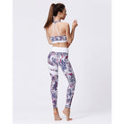 Damen-Sportbekleidung Set: Bedrucktes Yoga-Top und Leggings mit tropischem Muster, ideal für Fitness, Laufen und Workout. Hochwertige Materialien.